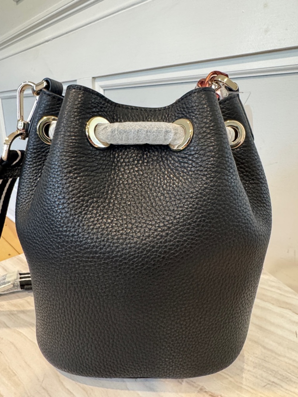Kate Spade New York Rosie Crossbody Mini Bucket Black Leather Bag - Picture 7 of 17